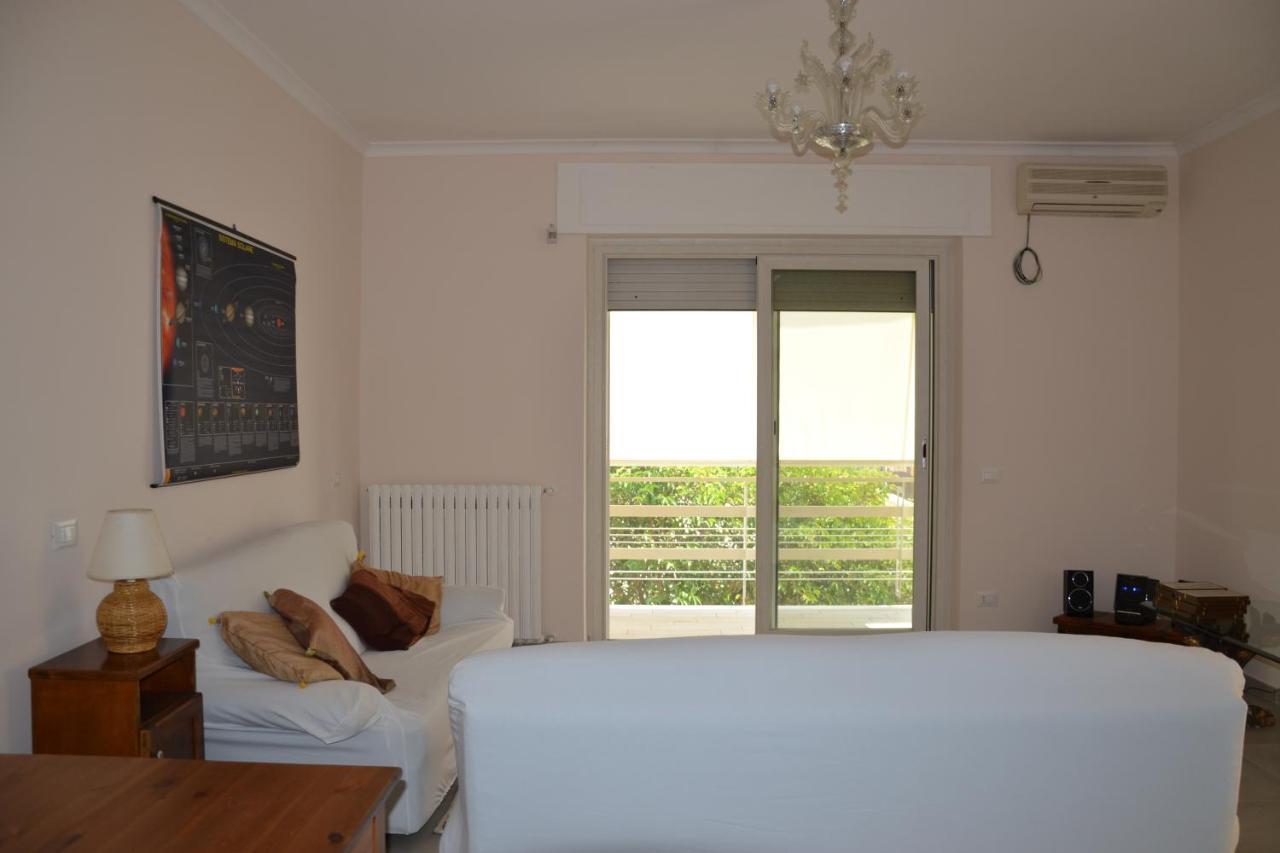Apartament La Casa Del Mare Nettuno Zewnętrze zdjęcie